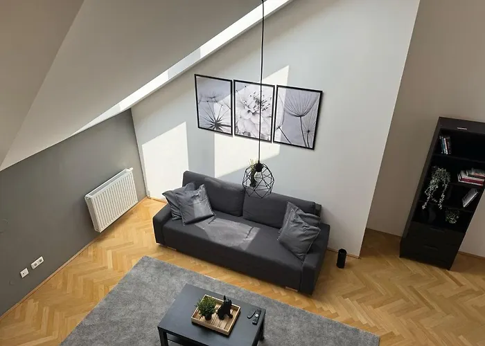 100qm, Balcony, Near Center, Schoenbrunn, Attic - Axara Housing Osw 1 32