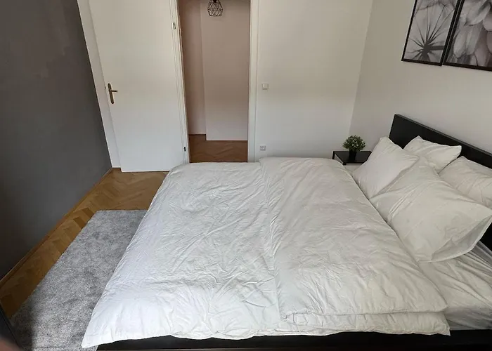 100qm, Balcony, Near Center, Schoenbrunn, Attic - Axara Housing Osw 1 32 *