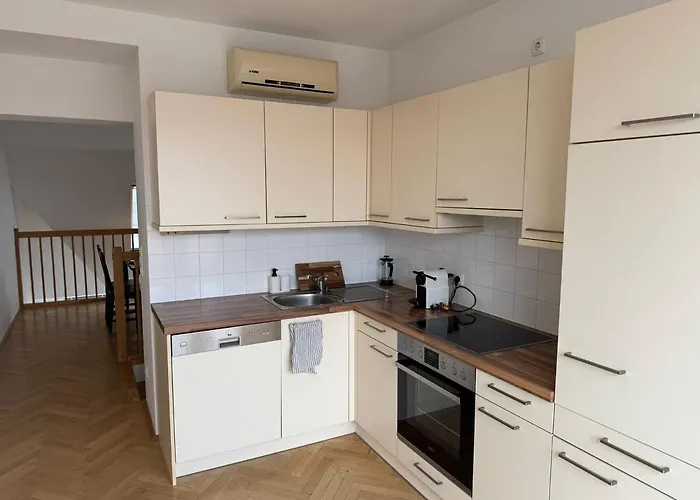 100qm, Balcony, Near Center, Schoenbrunn, Attic - Axara Housing Osw 1 32 דירה *