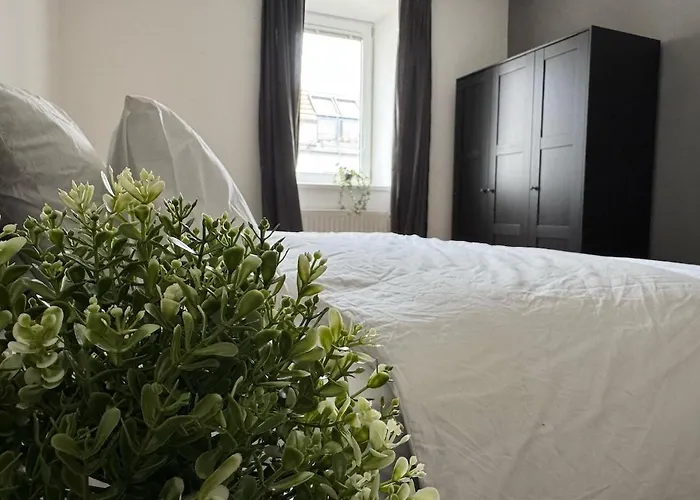 Appartamento 100qm, Balcony, Near Center, Schoenbrunn, Attic - Axara Housing Osw 1 32 *