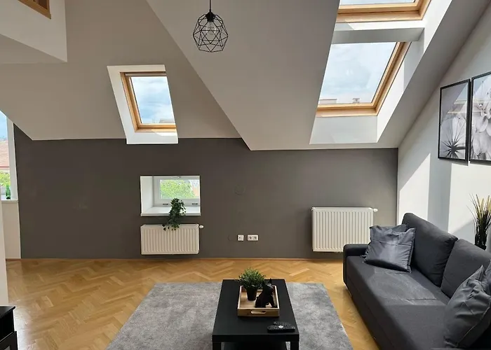 100qm, Balcony, Near Center, Schoenbrunn, Attic - Axara Housing Osw 1 32 Vienna